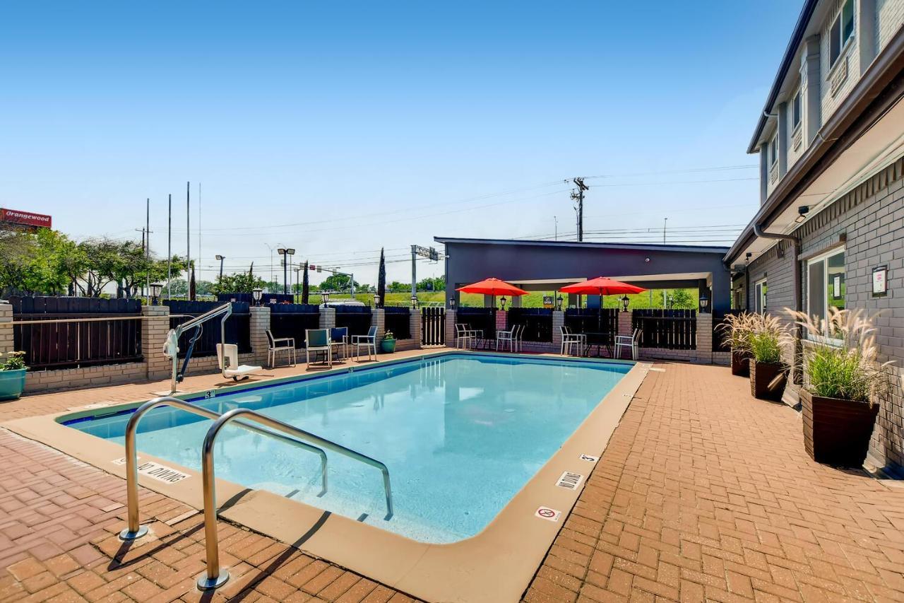 Orangewood Inn And Suites Midtown Austin Exterior foto