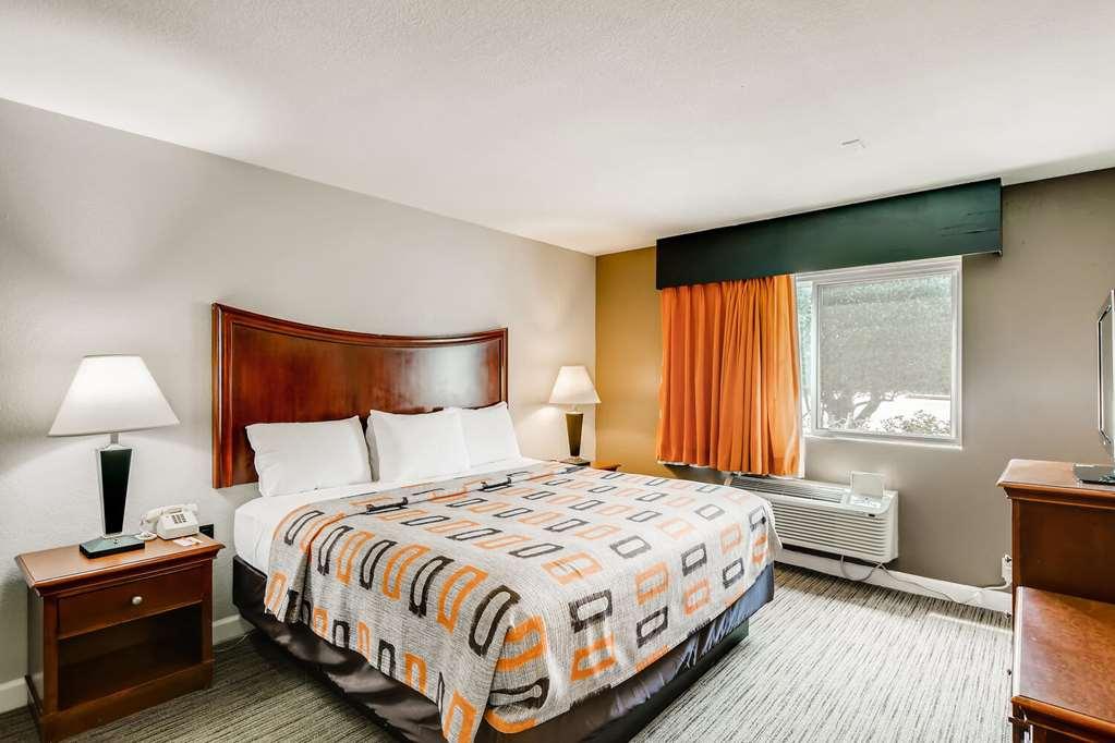 Orangewood Inn And Suites Midtown Austin Habitación foto
